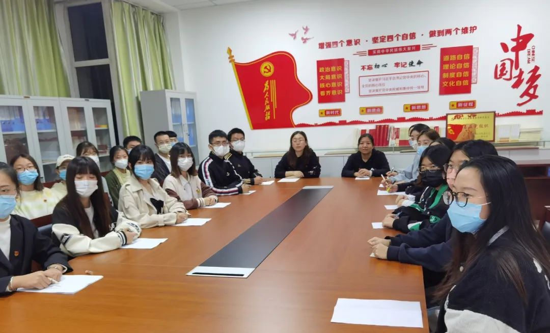 举世瞩目的党的二十大隆重开幕