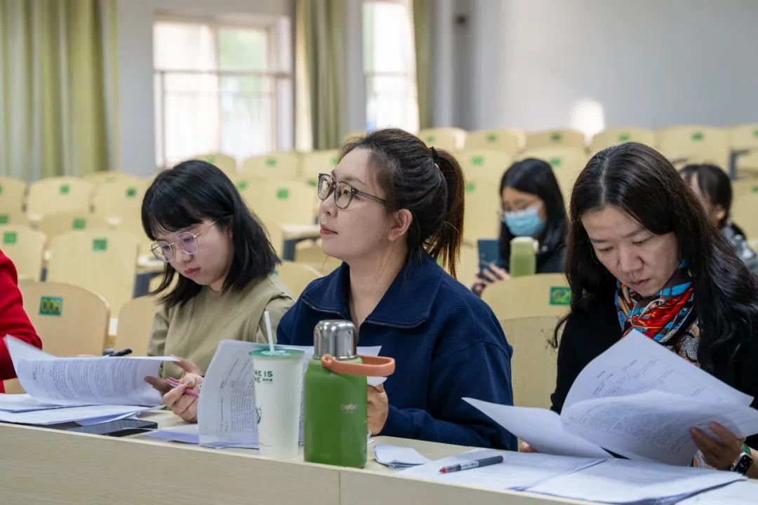桃子汉化网站