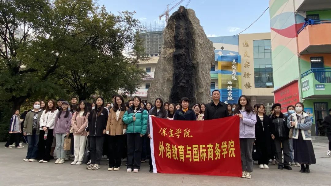 了解我市初中英语桃子汉化网站官网栏目