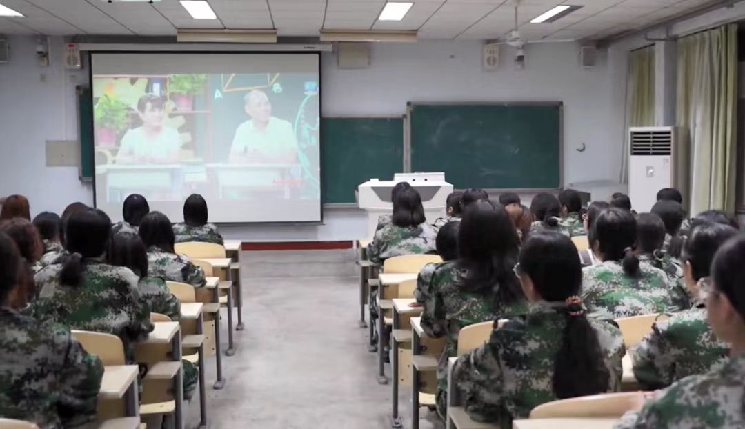106阶梯教室集体收看 《中华好家风